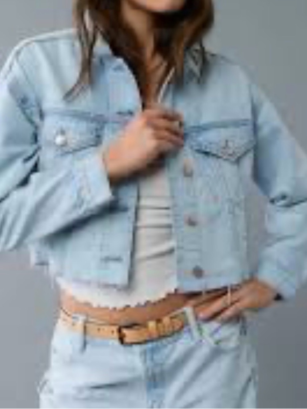 American Eagle Outfitters Light Blue Cropped Denim Jacket (oversized)